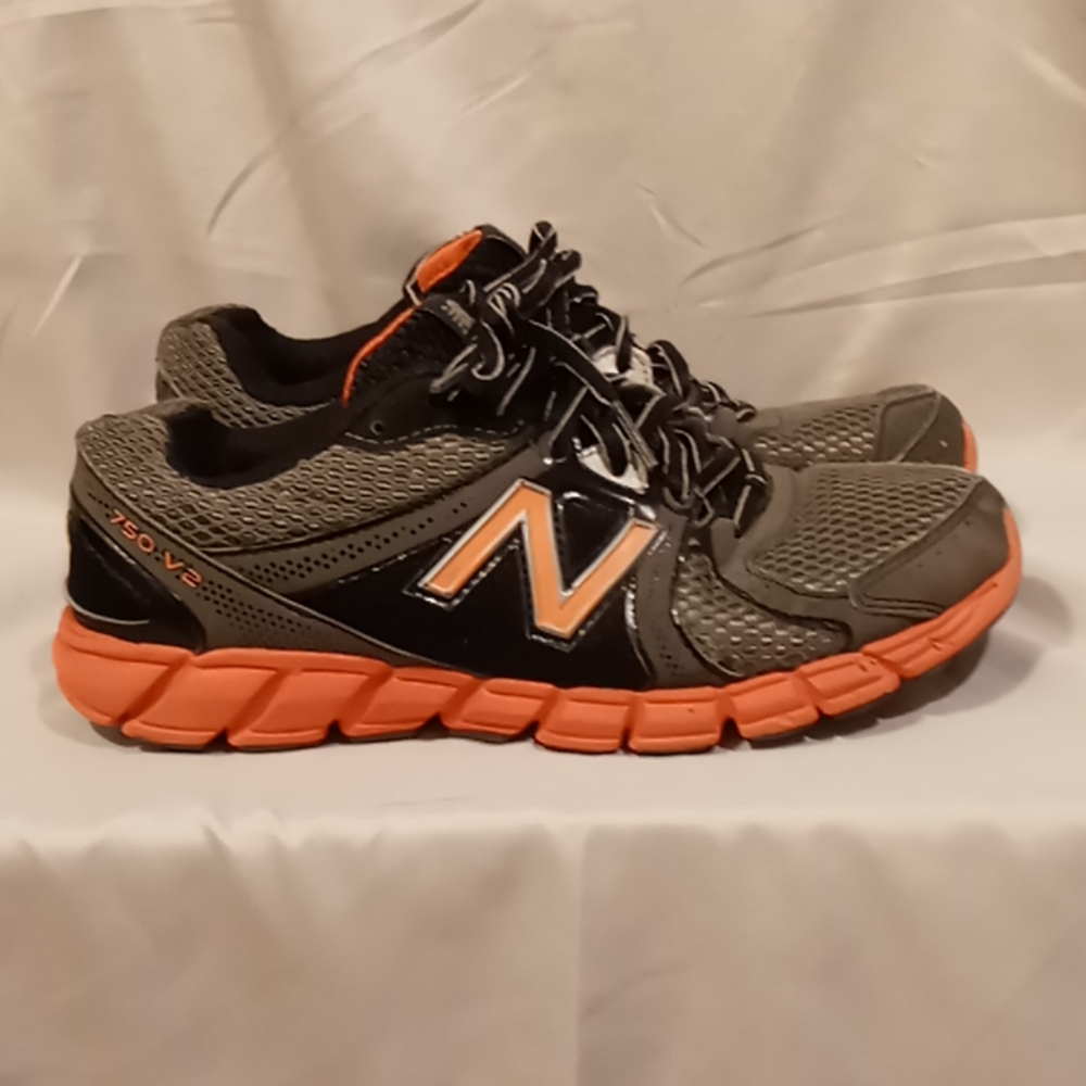 New Balance 752 V2
